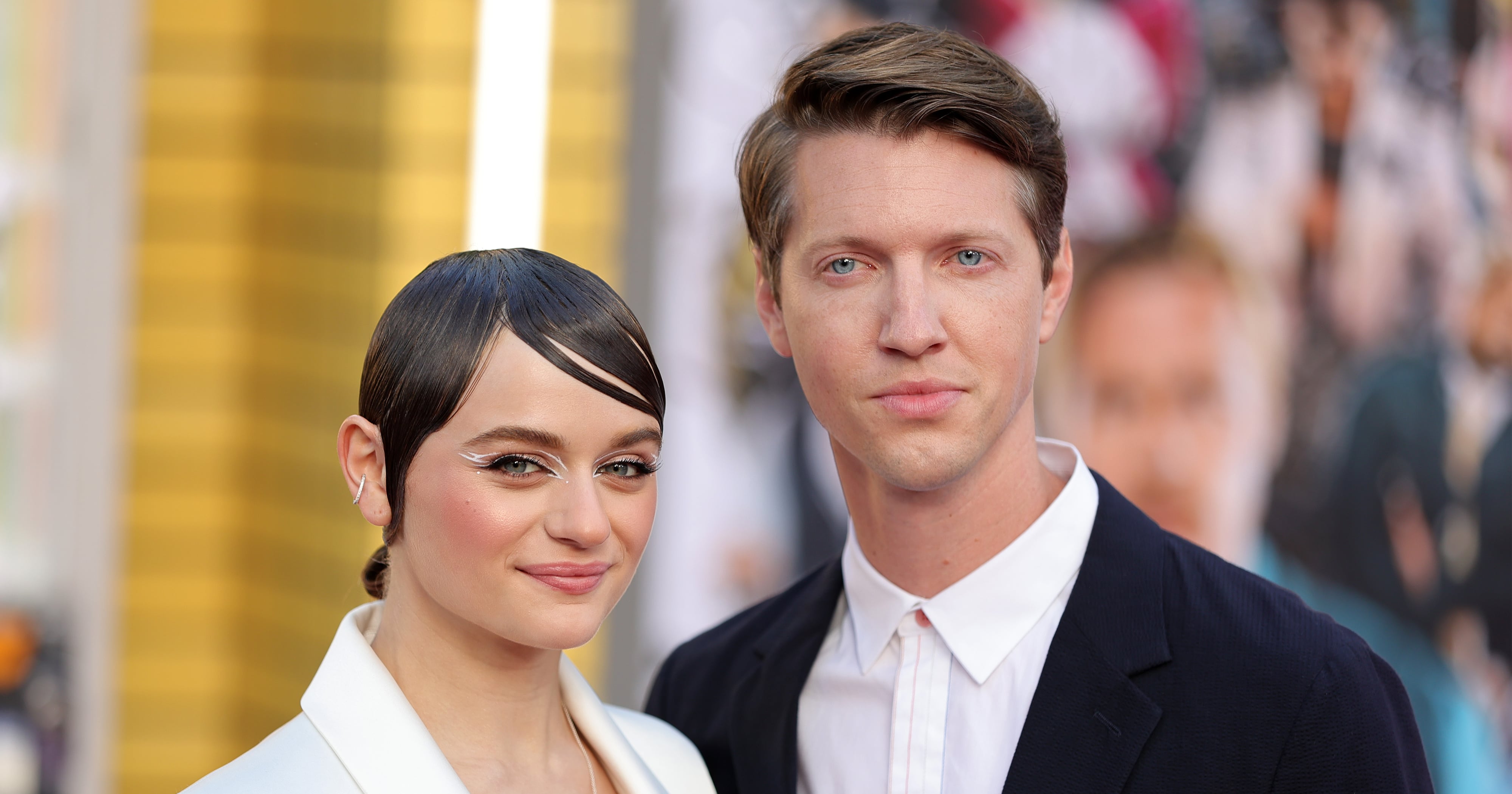 Joey King s Four Wedding Dresses From Oscar de la Renta PS Fashion