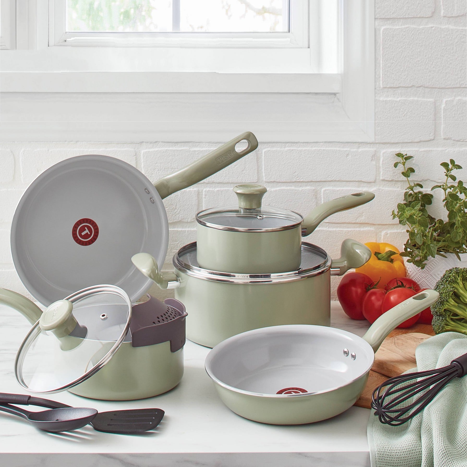 Nonstick Cookware: T-fal Simply Cook 12pc Ceramic Recycled
