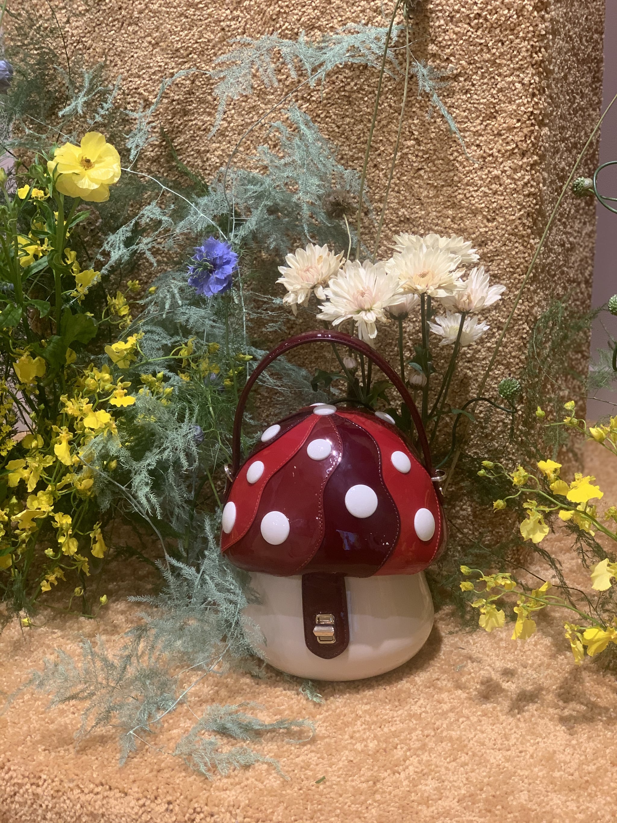 Kate spade mushroom bag discount