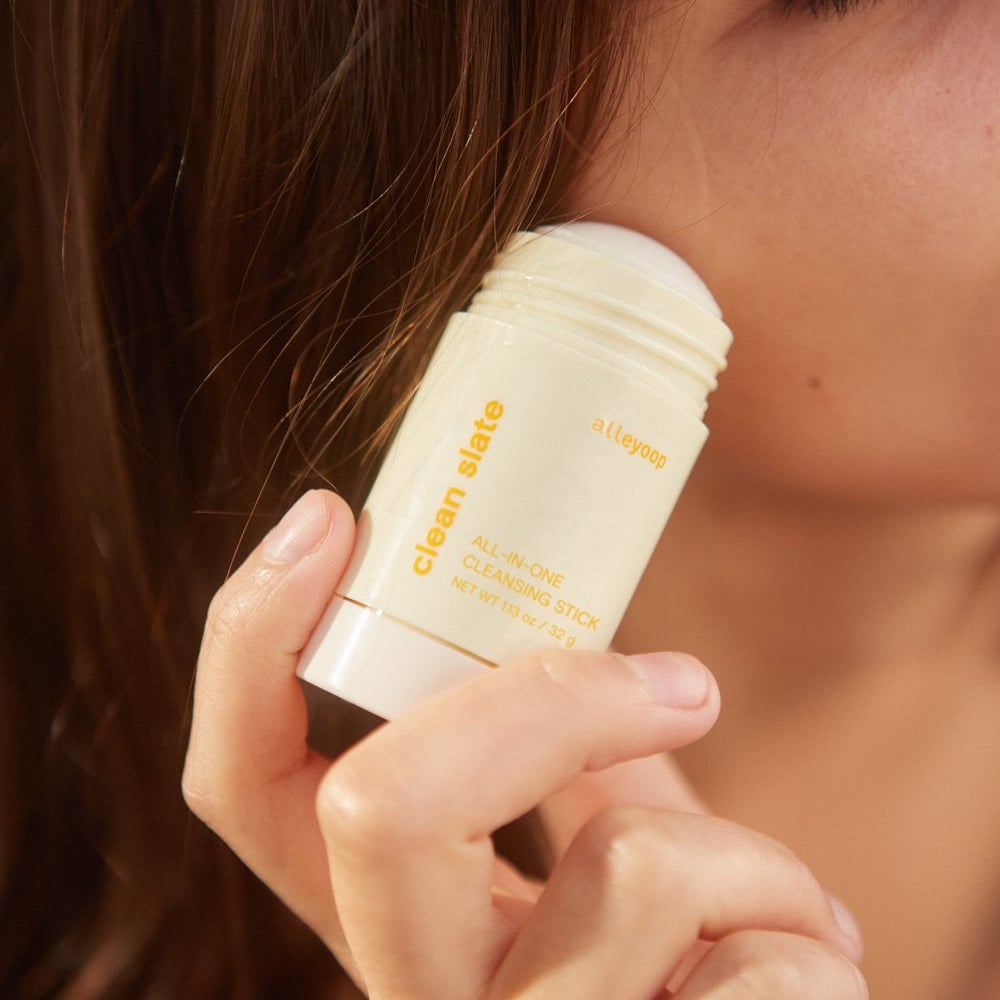 This Cleansing Stick Is the Only Oil Makeup Remover That Doesn't Irritate My Eyes