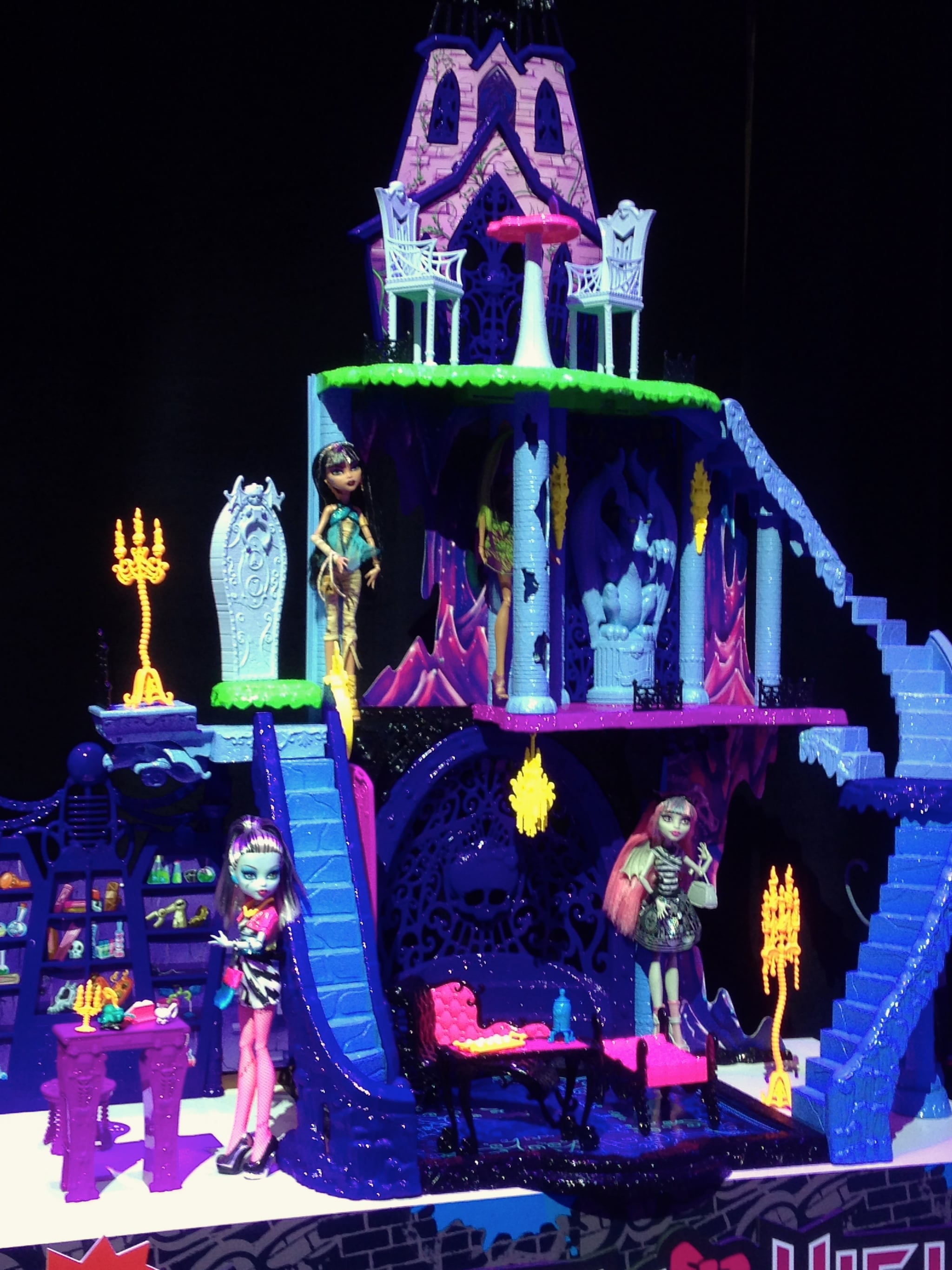 monster high catacombs
