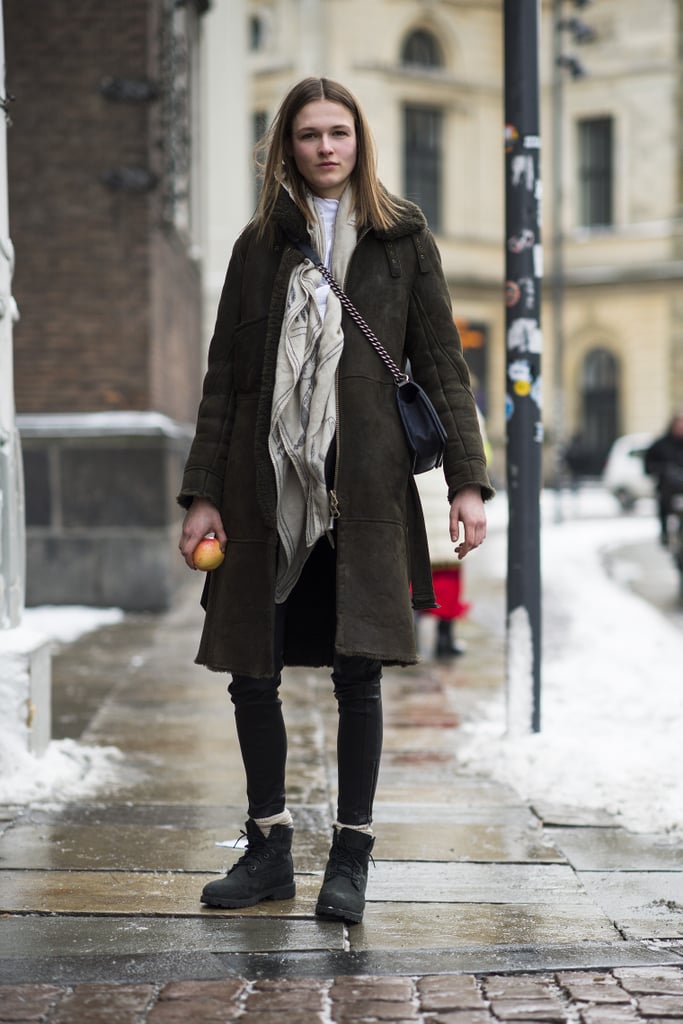 Dress up your shearling with a crossbody bag.
Source: Le 21ème | Adam Katz Sinding
