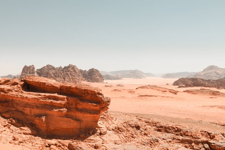 Explore the Otherworldly Wadi Rum Desert