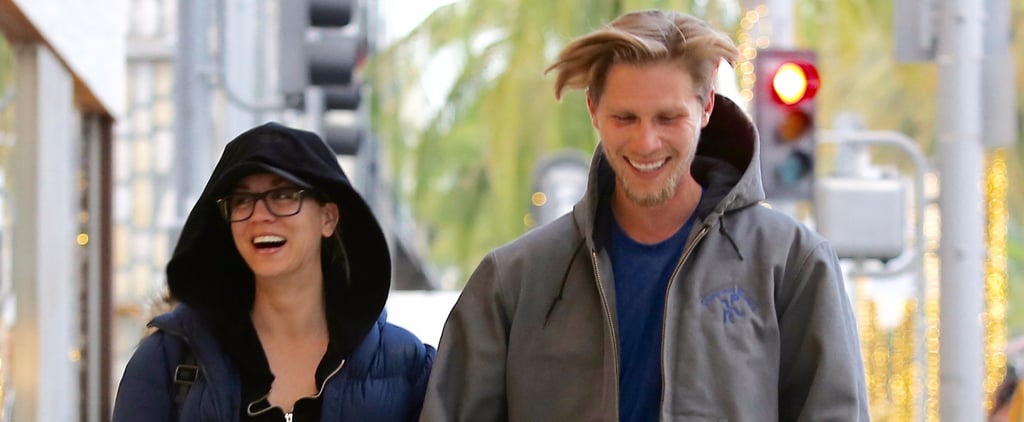 Kaley Cuoco and Boyfriend Karl Cook Out in LA December 2016