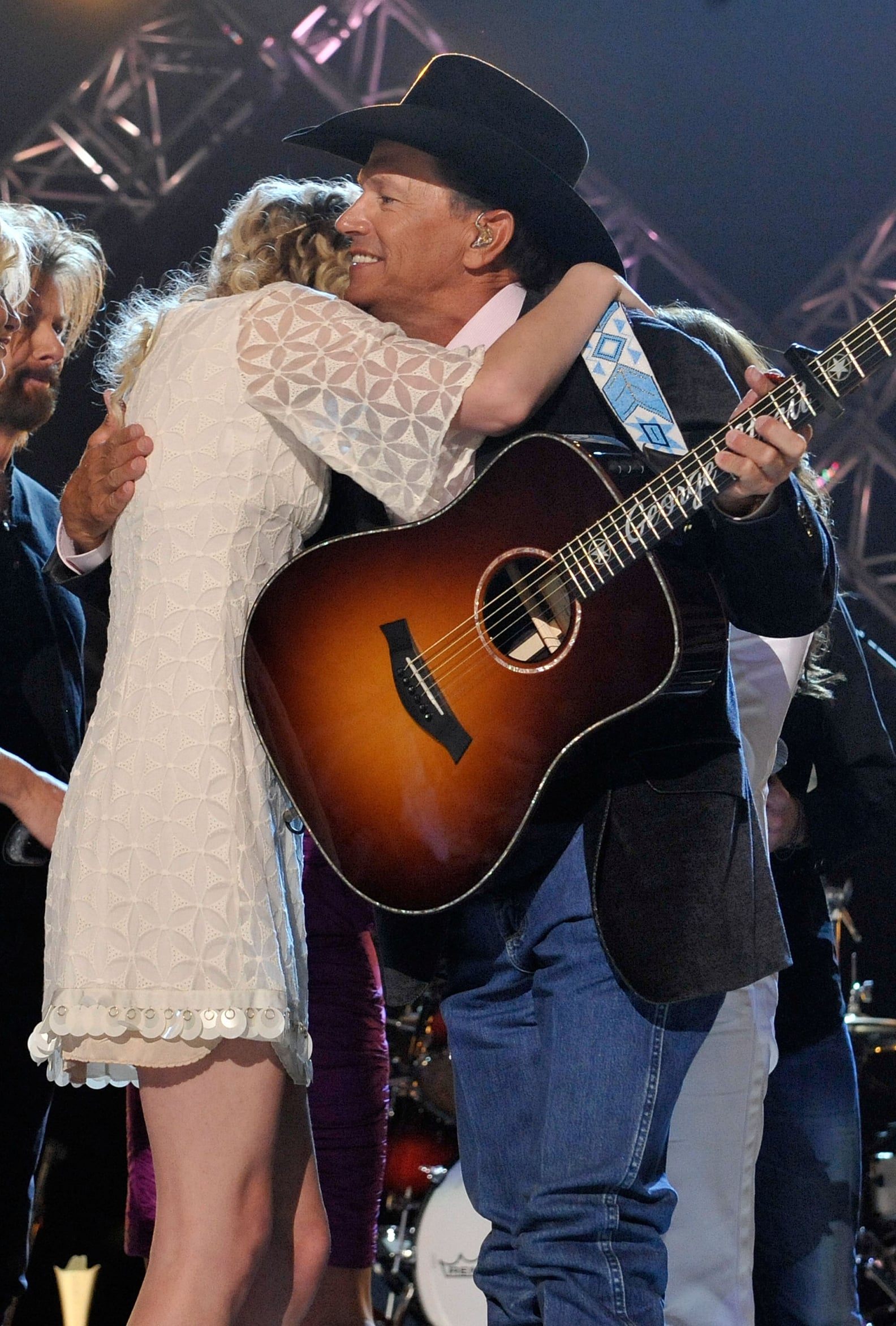 Taylor Swift Hugging Celebrities | PS Celebrity
