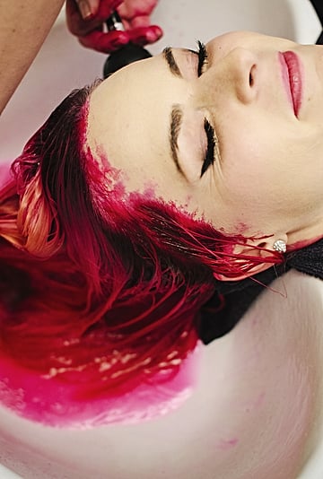 How to Get Hair Colour Off Skin, According to a Hairstylist