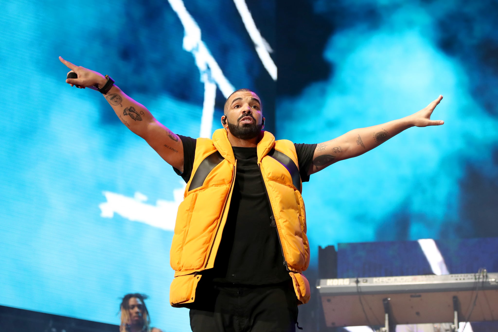 INDIO, CA - APRIL 15:  Drake performs on the Coachella stage during day 2 of the Coachella Valley Music And Arts Festival (Weekend 1) at the Empire Polo Club on April 15, 2017 in Indio, California.  (Photo by Christopher Polk/Getty Images for Coachella)