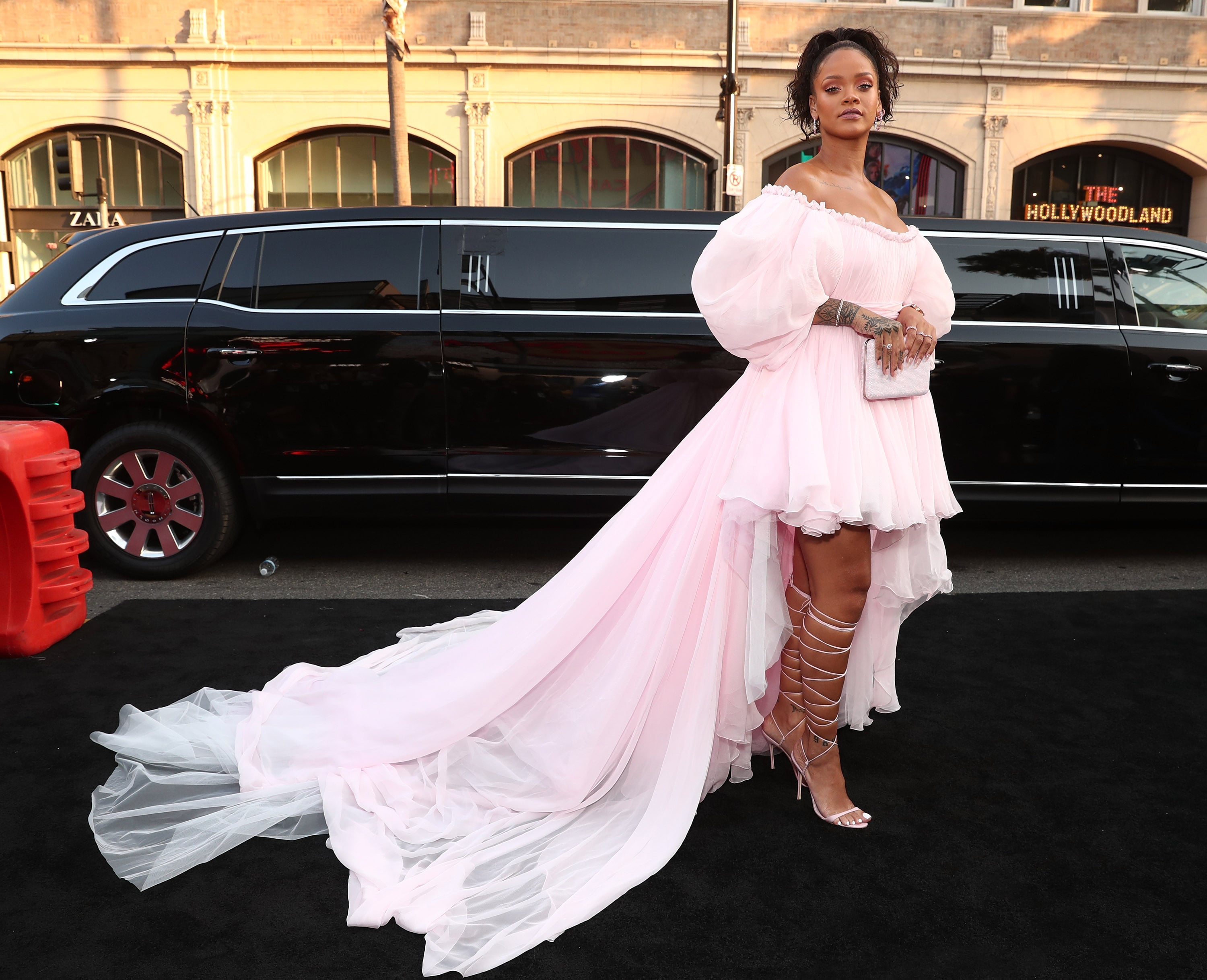 Rihanna giambattista valli dress outlet