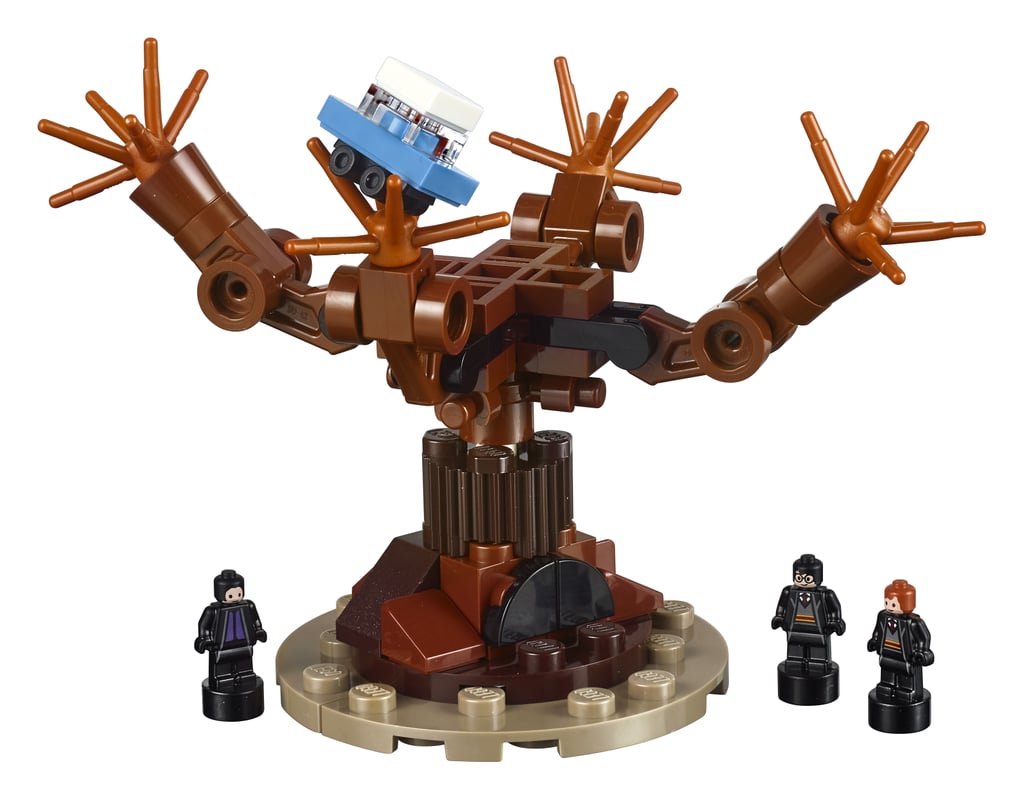 The Whomping Willow featuring Mr. Weasley's Ford Anglia.