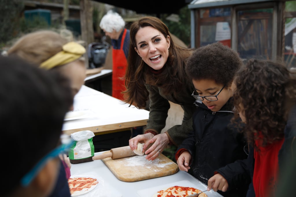 Little Girl Asks Kate Middleton If the Queen Eats Pizza