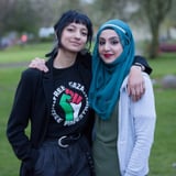 Woman Calmly Defied Anti-Muslim Protestor