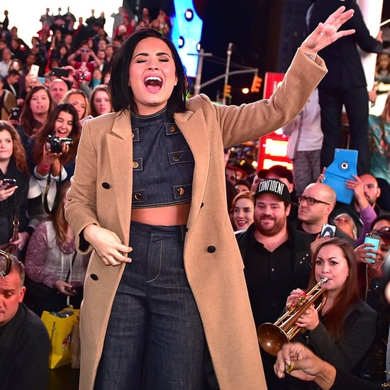 Demi Lovato NYC Surprise Performance of "Confident" Video