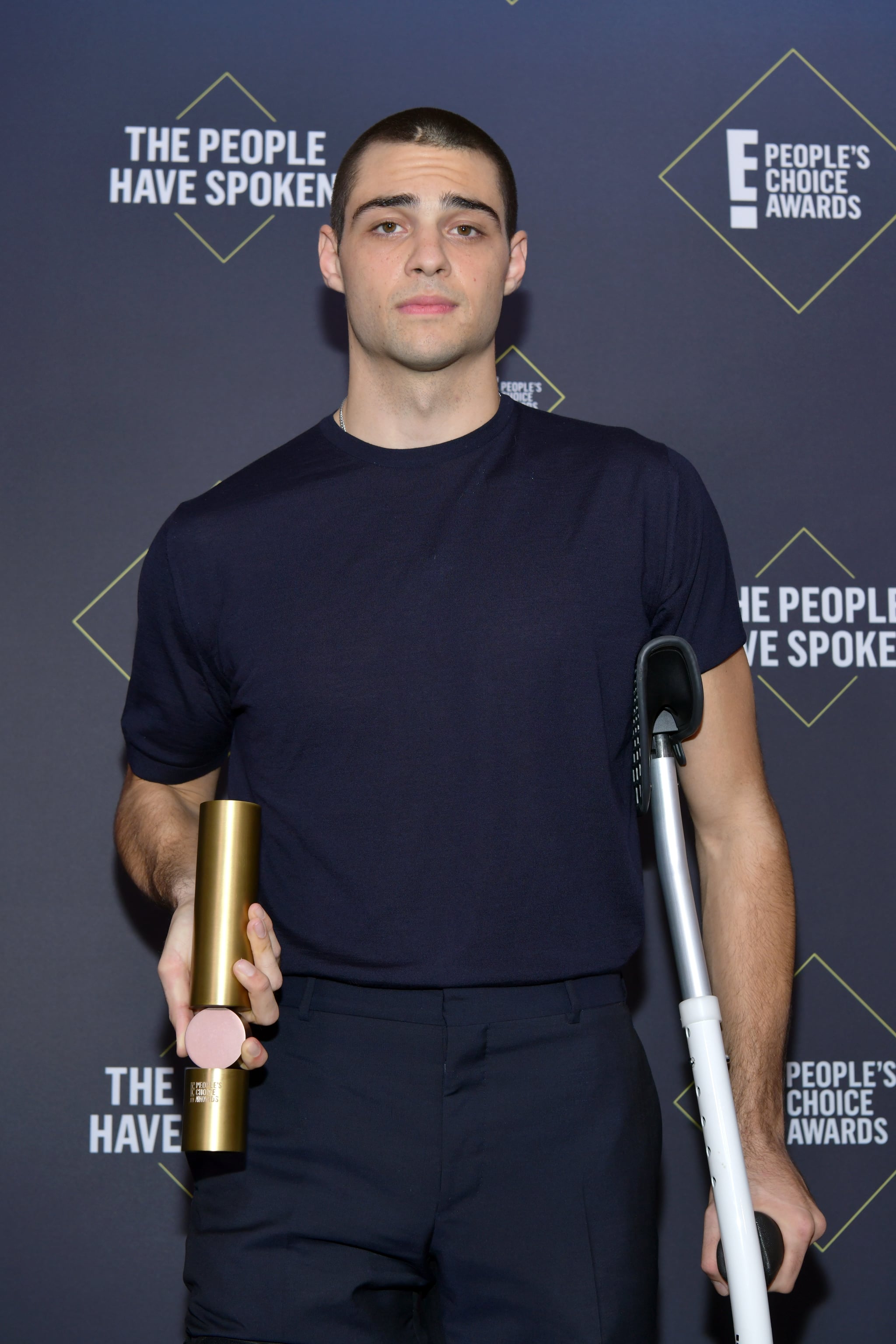 People S Choice Awards 2019 Noah Centineo Popsugar Middle East Celebrity And Entertainment