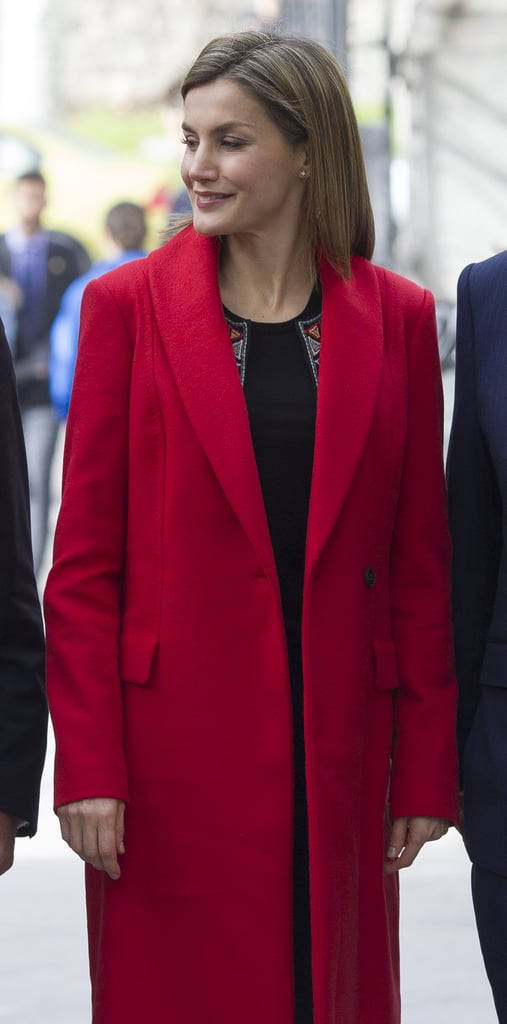 Queen Letizia in a Red Trench Coat February 2016 | Pictures