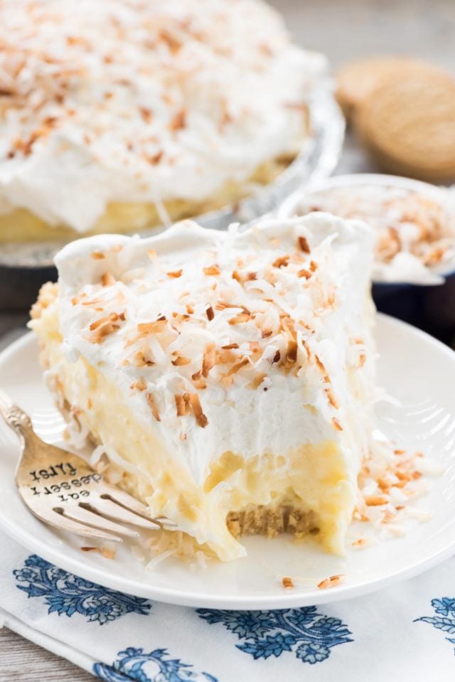 Easy No-Bake Coconut Cream Pie