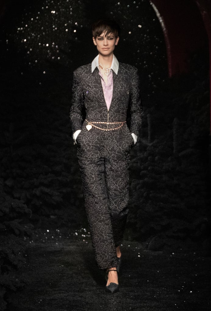Chanel's Fall Collection Is a Mix of Ski Wear and '70s Cool
