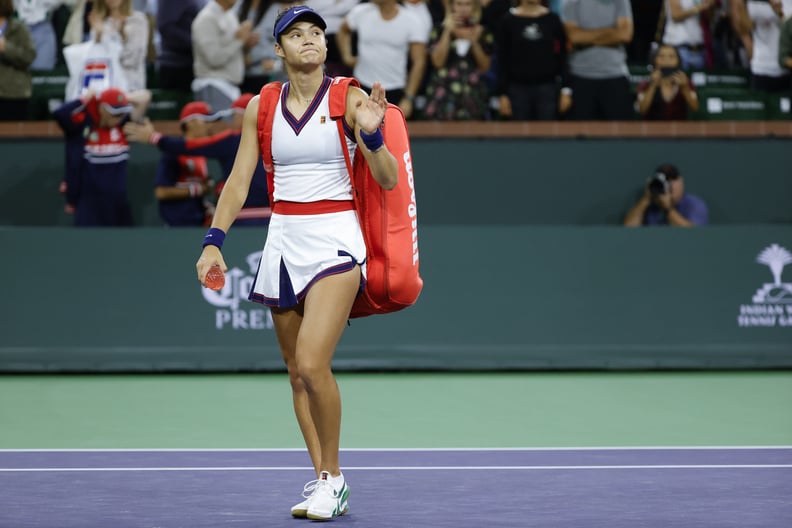 INDIAN WELLS, CALIFORNIA - OCTOBER 08: Emma Raducanu of Great Britain walks off the court after being defeated by Aliaksandra Sasnovich of Belarus during the BNP Paribas Open at the Indian Wells Tennis Garden on October 08, 2021 in Indian Wells, Californi