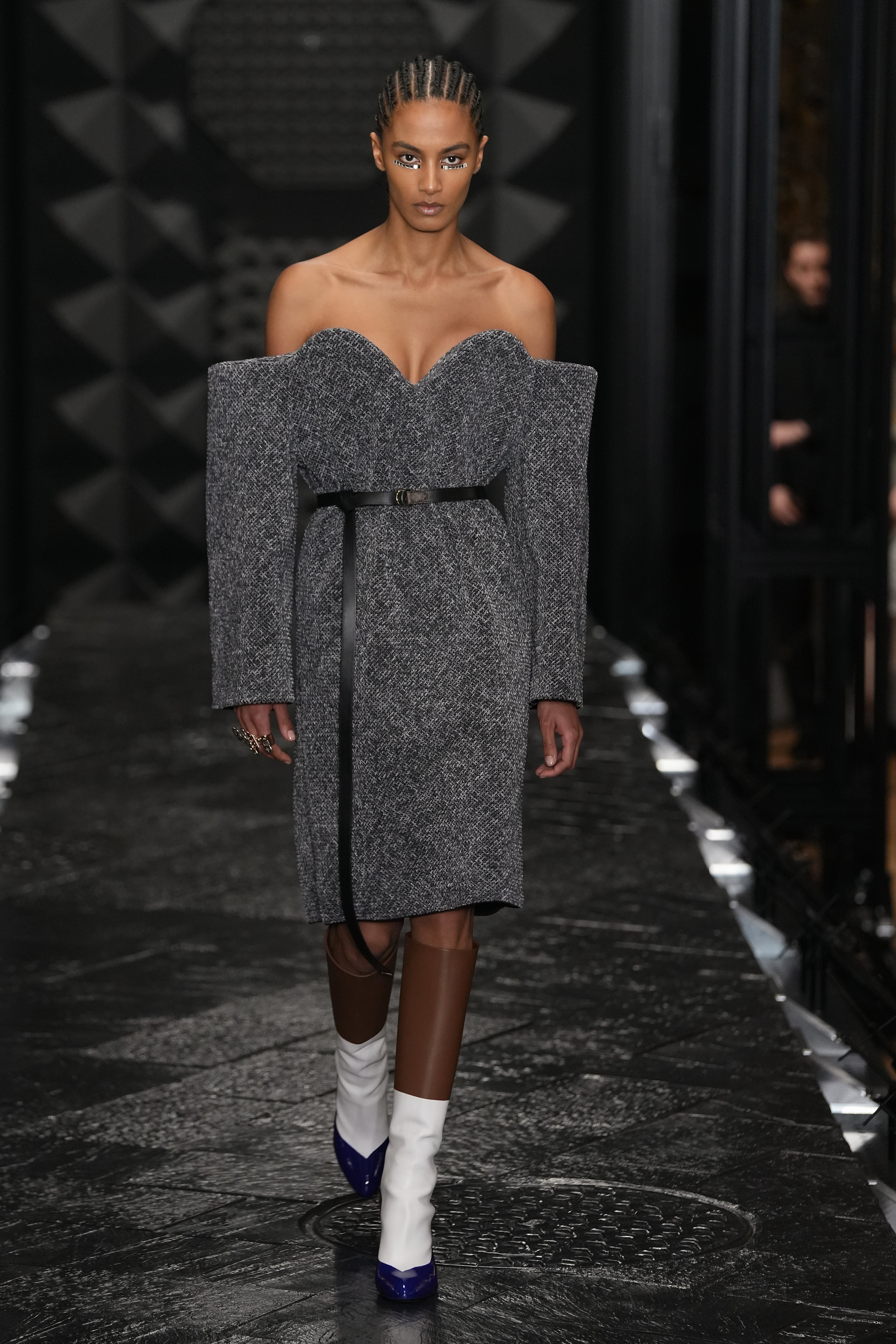 Zendaya's Bikini Top & Animal Print Suit At Louis Vuitton Show PFW –  Hollywood Life