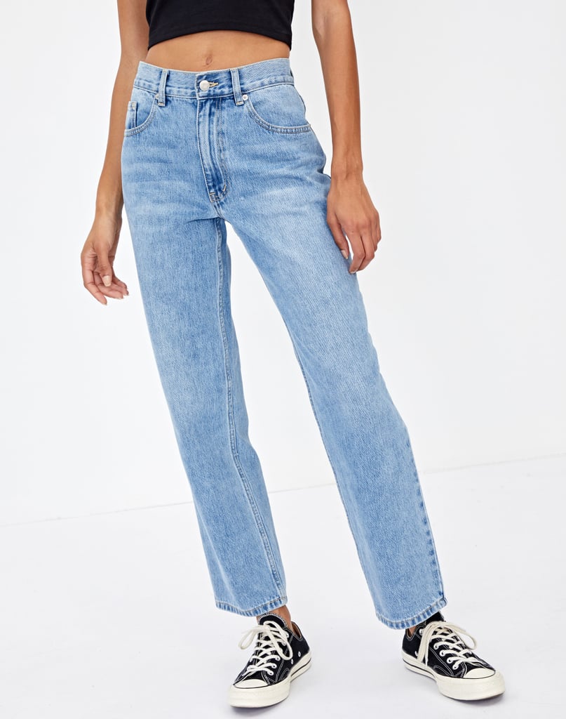 mid rise regular fit jeans