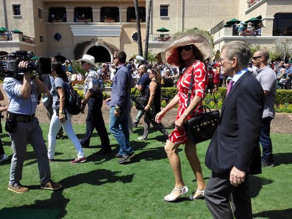 Caitlyn Jenner's Outfit at Del Mar Racetrack
