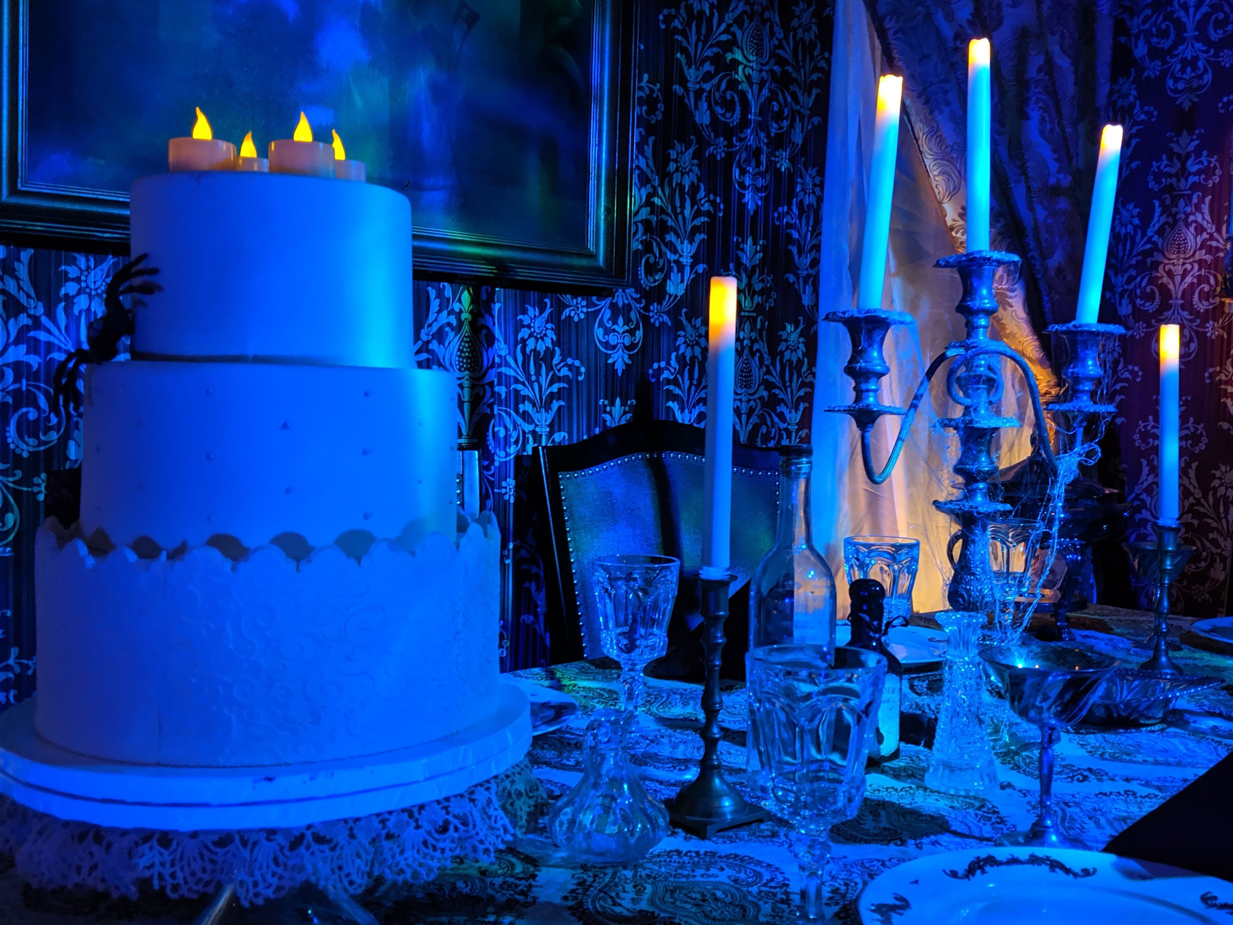 haunted house dining room