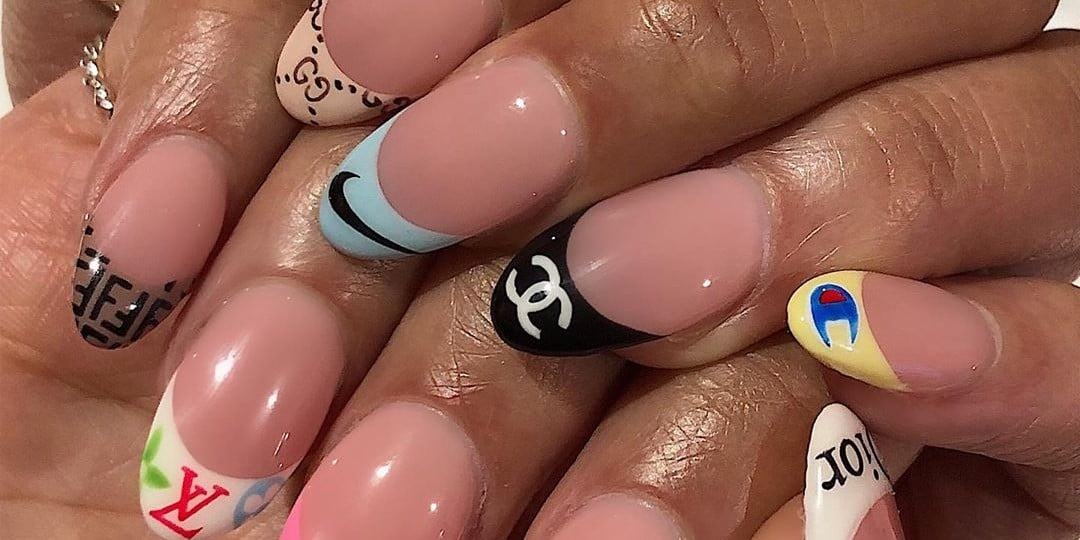 Louis Vuitton Brand Nails Art Design - Logo Stickers and Stamping