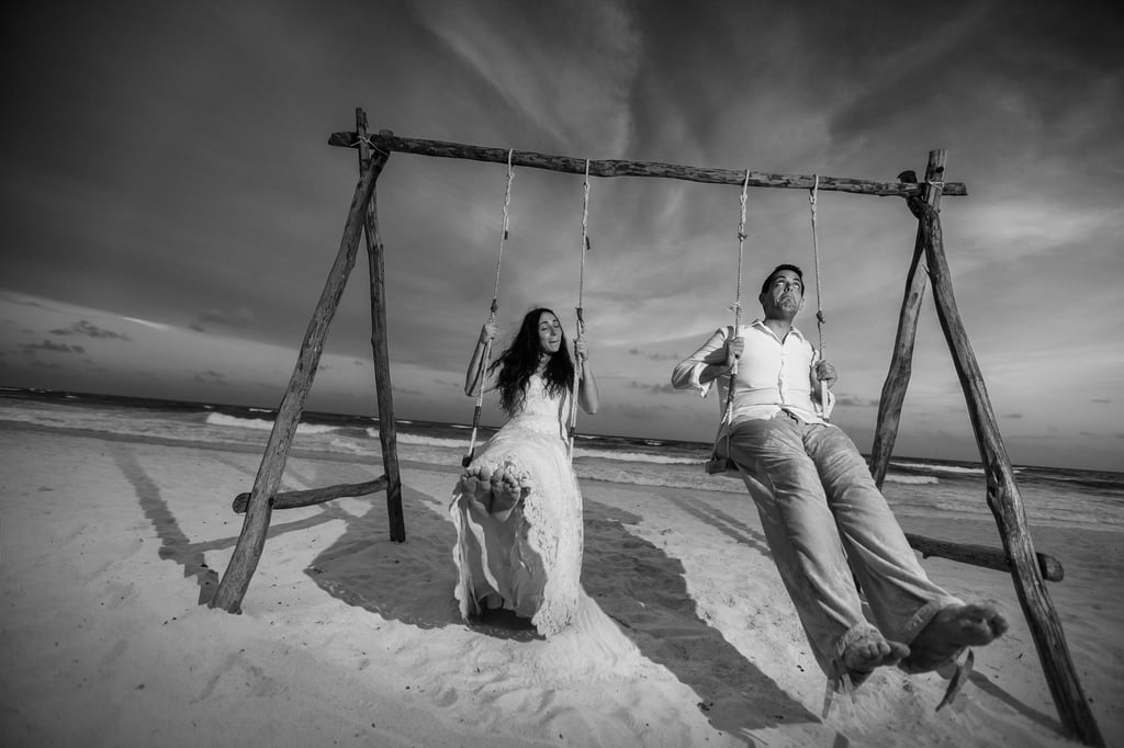 Trash the Wedding Dress | Photos