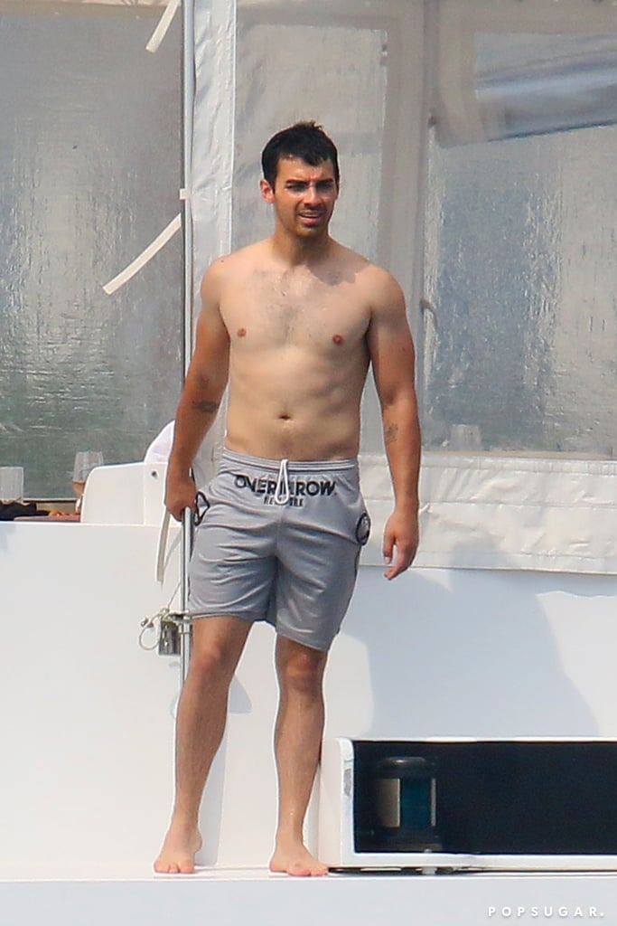 Sexy Joe Jonas Pictures. 