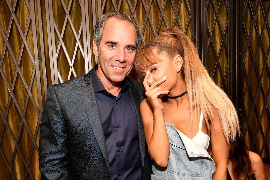 Ariana Grande Covering Her Face at the 2016 MTV VMAs