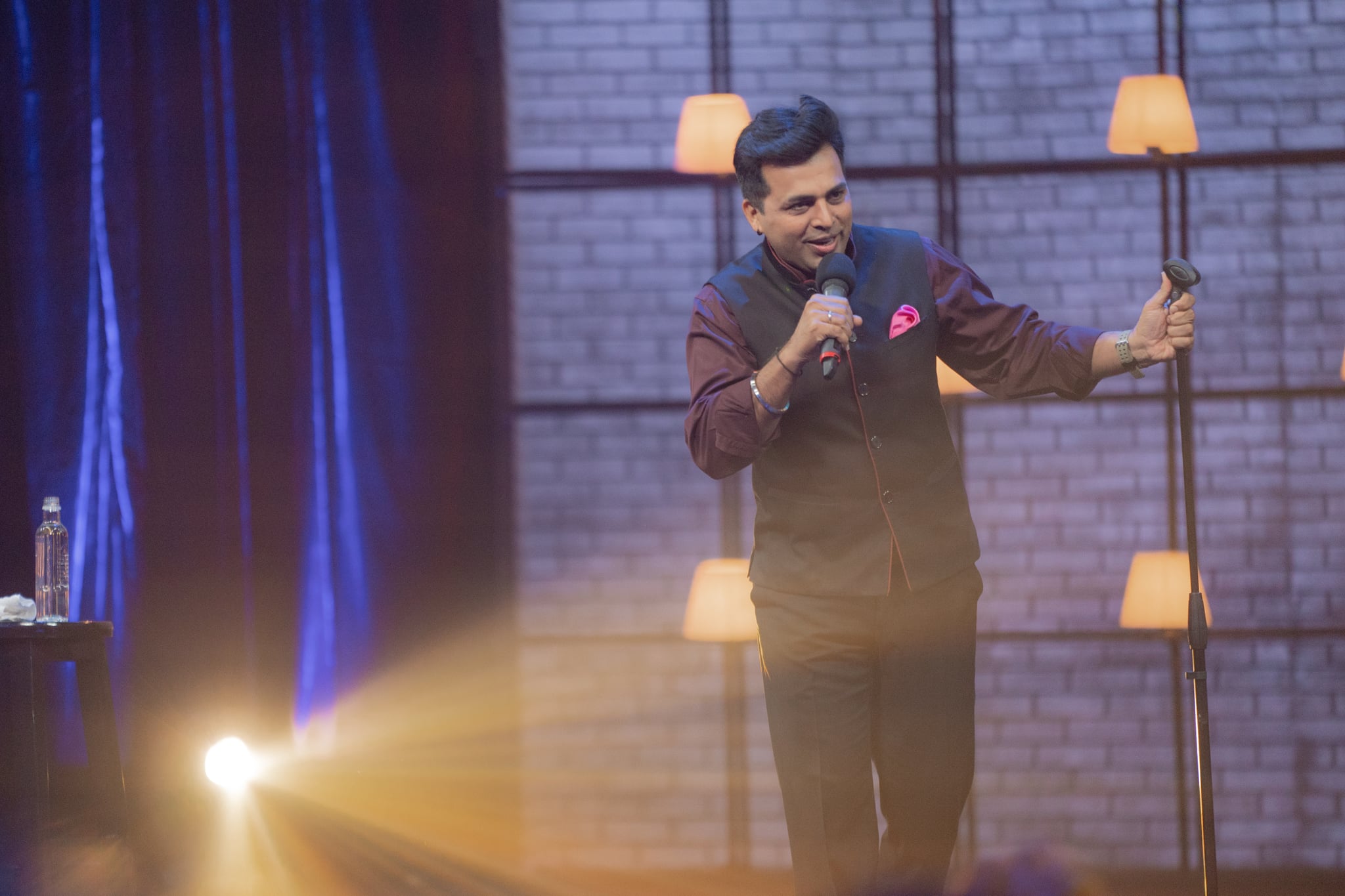 Amit Tandon Family Tandoncies New Movies And Tv Shows On Netflix February 2020 Popsugar Australia Entertainment Photo 72 Untuk melihat trailer film ini dapat melalui tombol trailer di atas atau kunjungi website youtube di trailer film amit tandon: