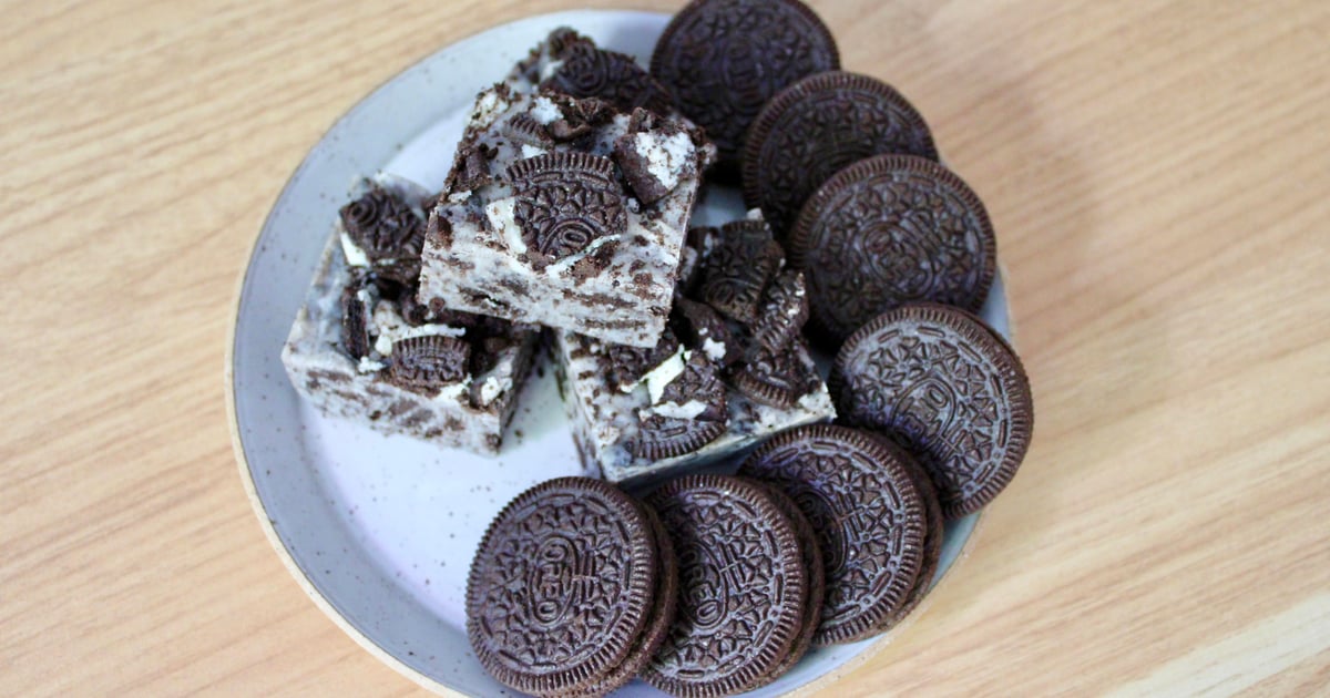 This 3-Ingredient, No-Bake Oreo Fudge Recipe Is Perfect for Summer