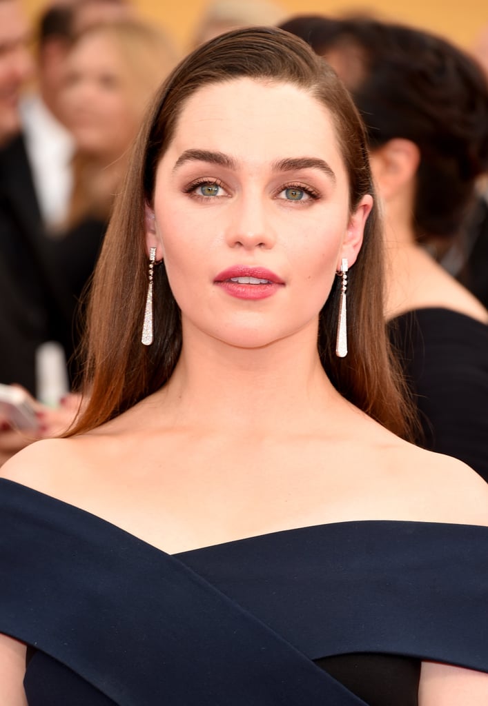 Hot Emilia Clarke Pictures