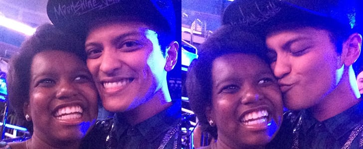 Bruno Mars Sings to Zumyah Thorpe | Video