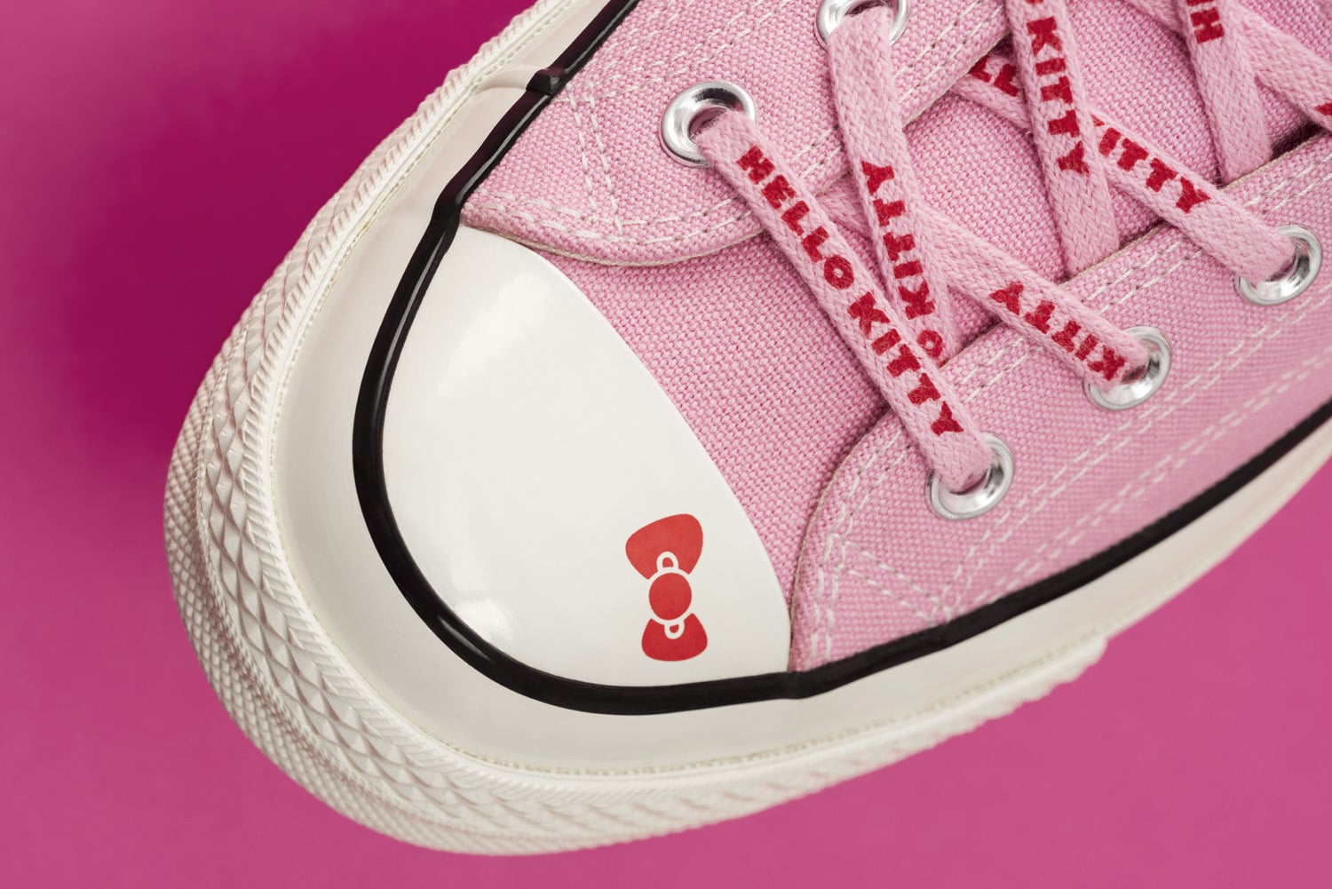 hello kitty converse kids