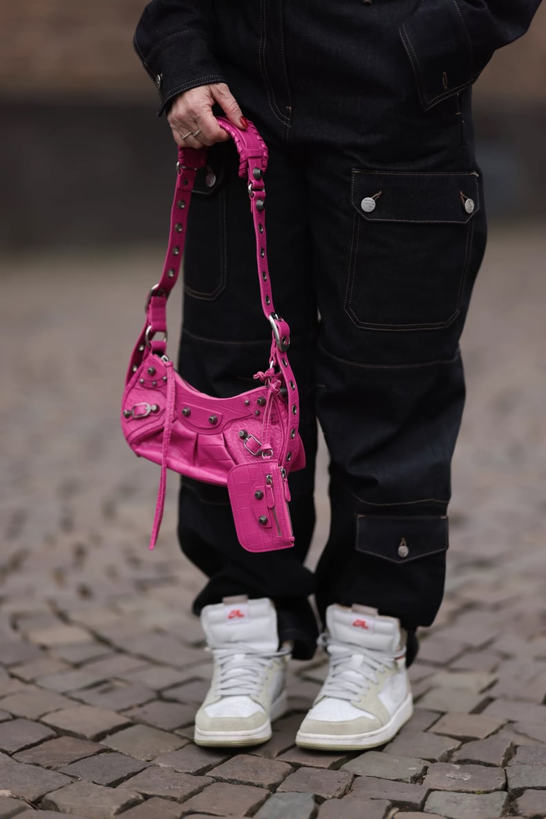 With my mini bag.  Converse sneakers outfit, Sneakers outfit