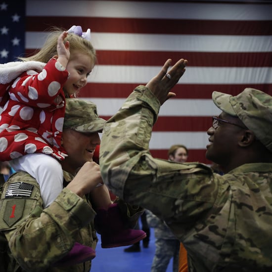 US Soldiers Reunite With Families in Fort Knox