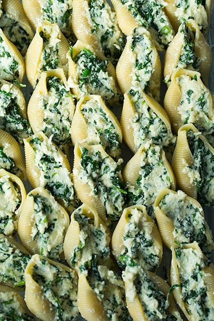 Spinach-and-Cheese-Stuffed Shells