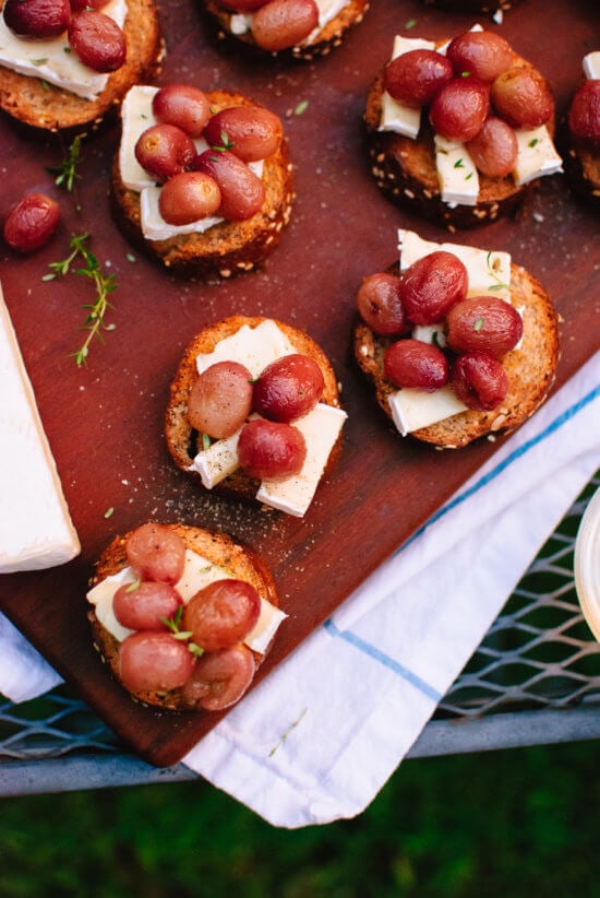 Roasted Grape Crostini With Brie and Fresh Thyme