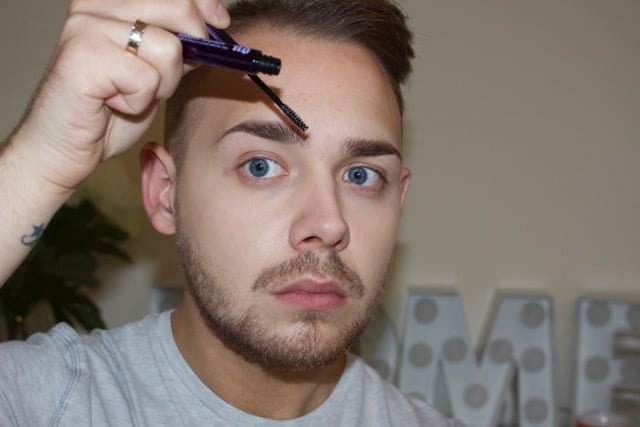 Step 11: More Brows