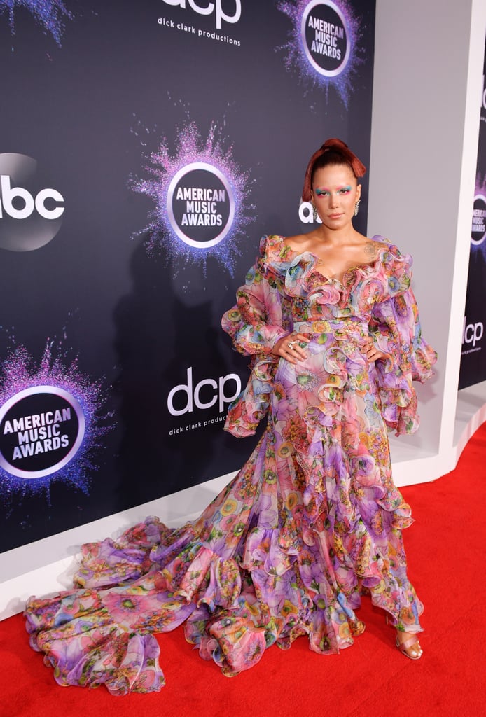 Halsey's Groovy Floral Gown and Butterfly Rings at the AMAs