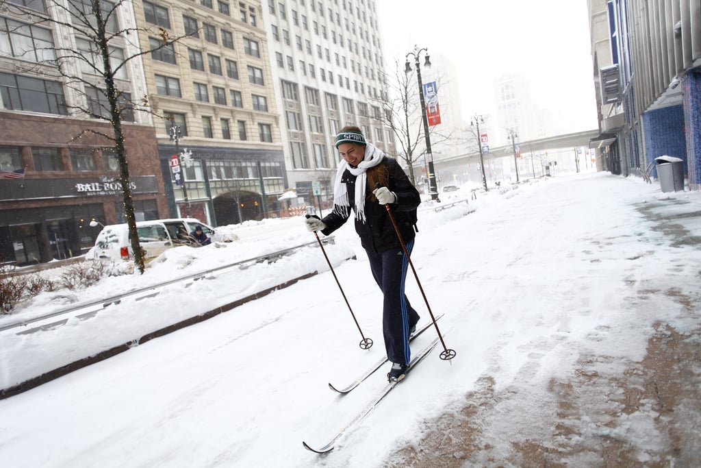 One woman skiied her way along the streets of Detroit, MI.