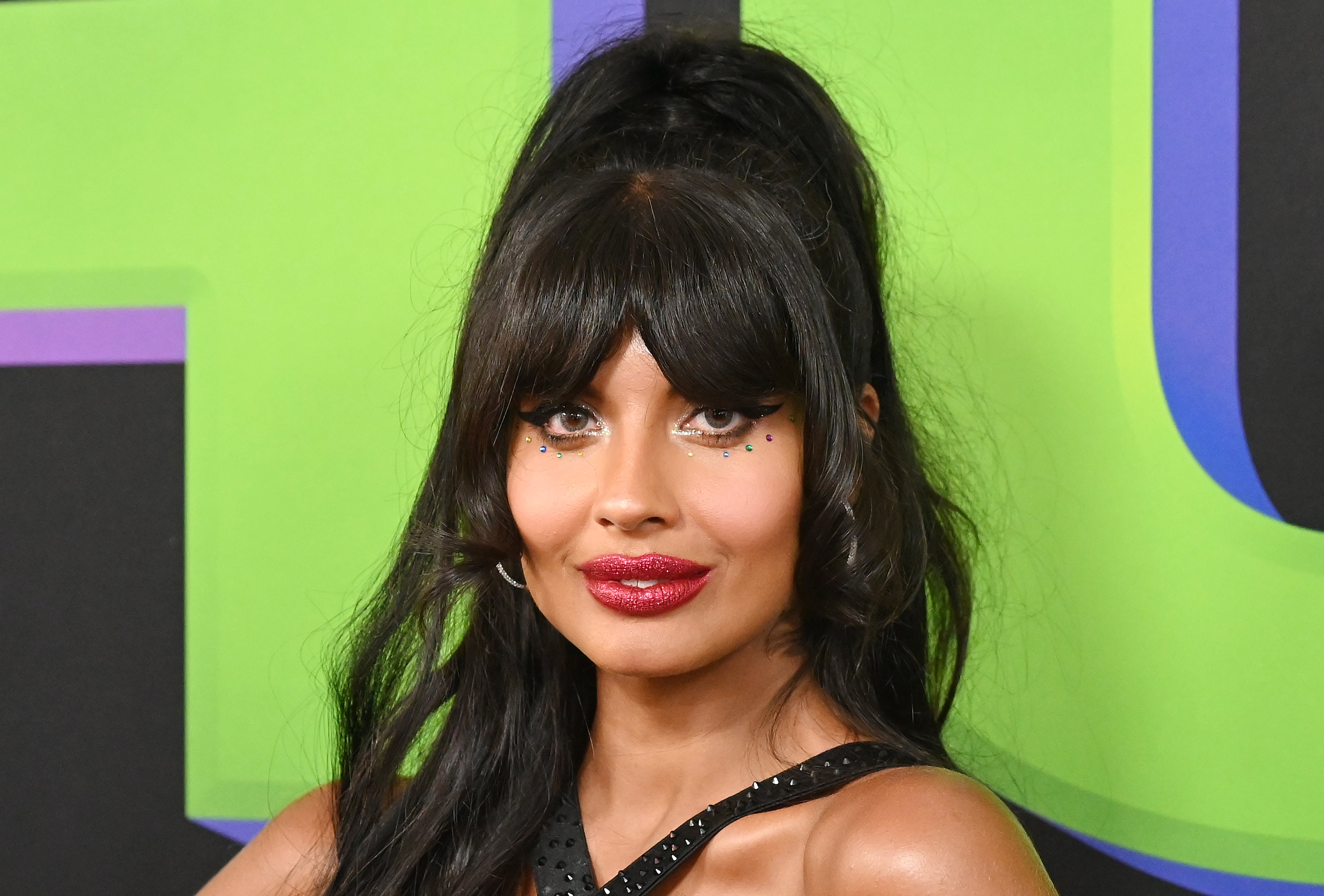 Jameela Jamil Says Sex Scenes Deterred Her From You Role Popsugar Love And Sex 
