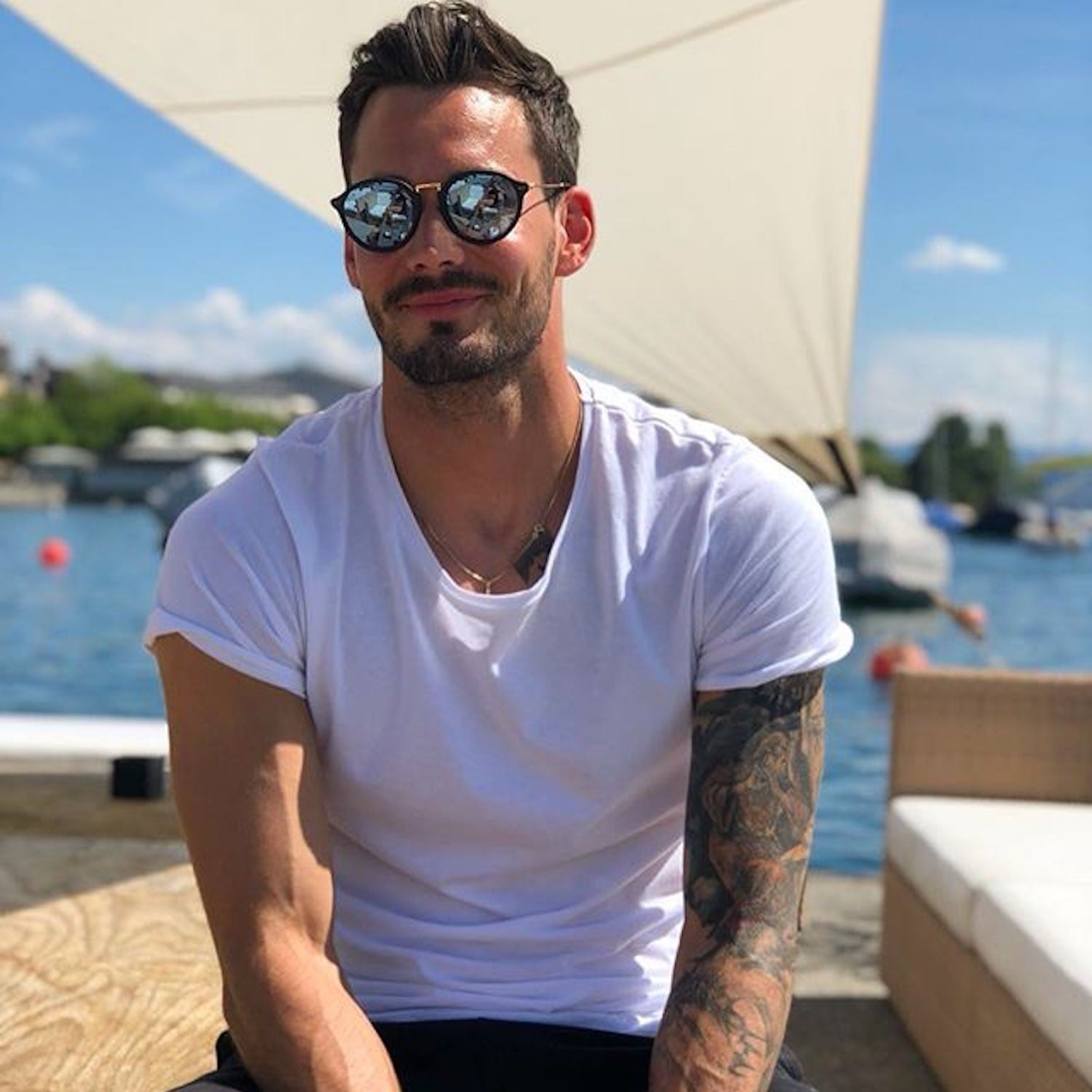 Sexy Soccer Players At The World Cup 2018 Popsugar Fitness This past january, barcelona brought him on for €160 million, ranking him as the third most expensive football transfer, behind brazilian known for: