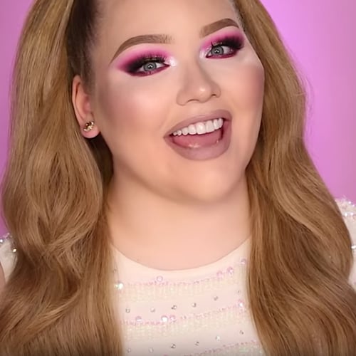 Nikkie Tutorials Jeffree Star Eye Shadow Palette Tutorial