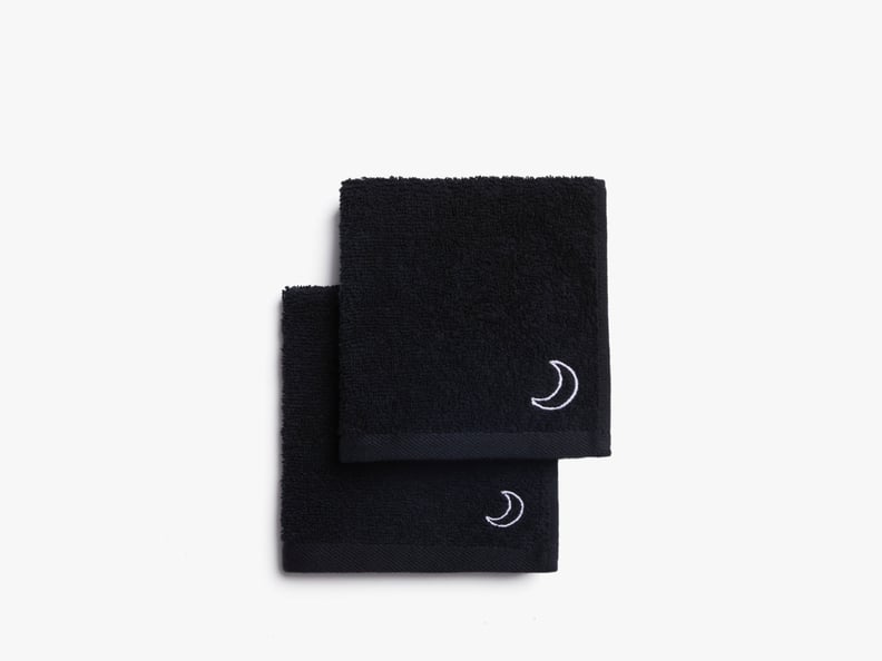 A Cute Makeup Towel Set