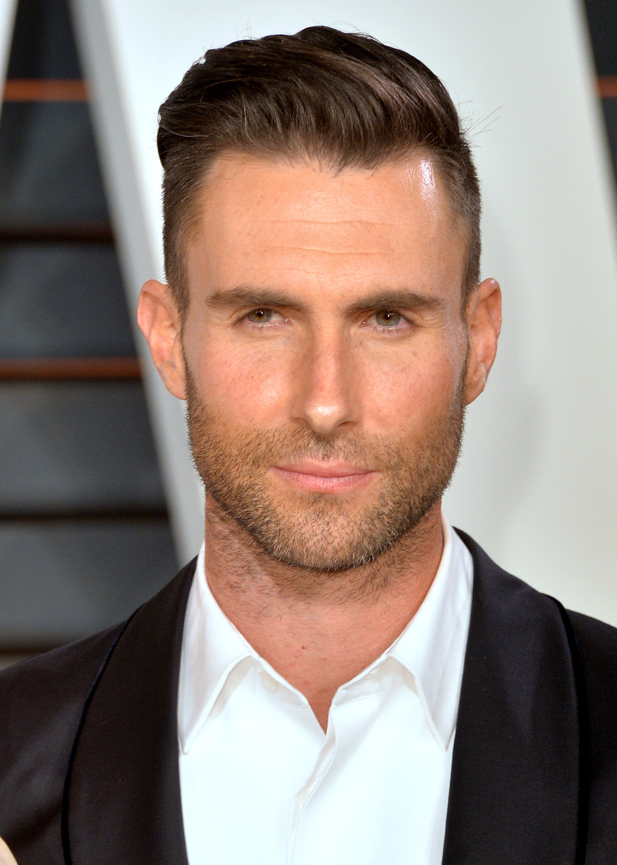 The Best Adam Levine Haircuts  Hairstyles 2023 Update