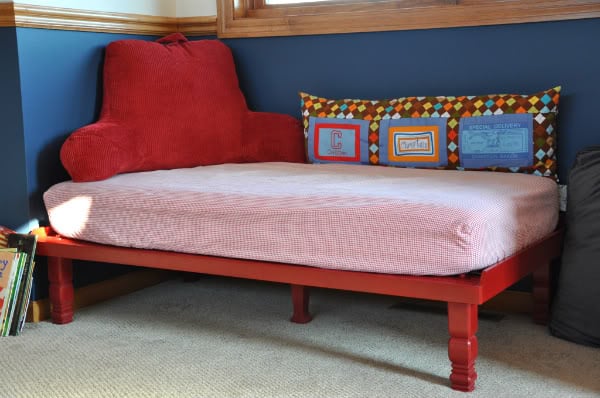 Upcycle Your Crib Mattress Into a Kids' Daybed