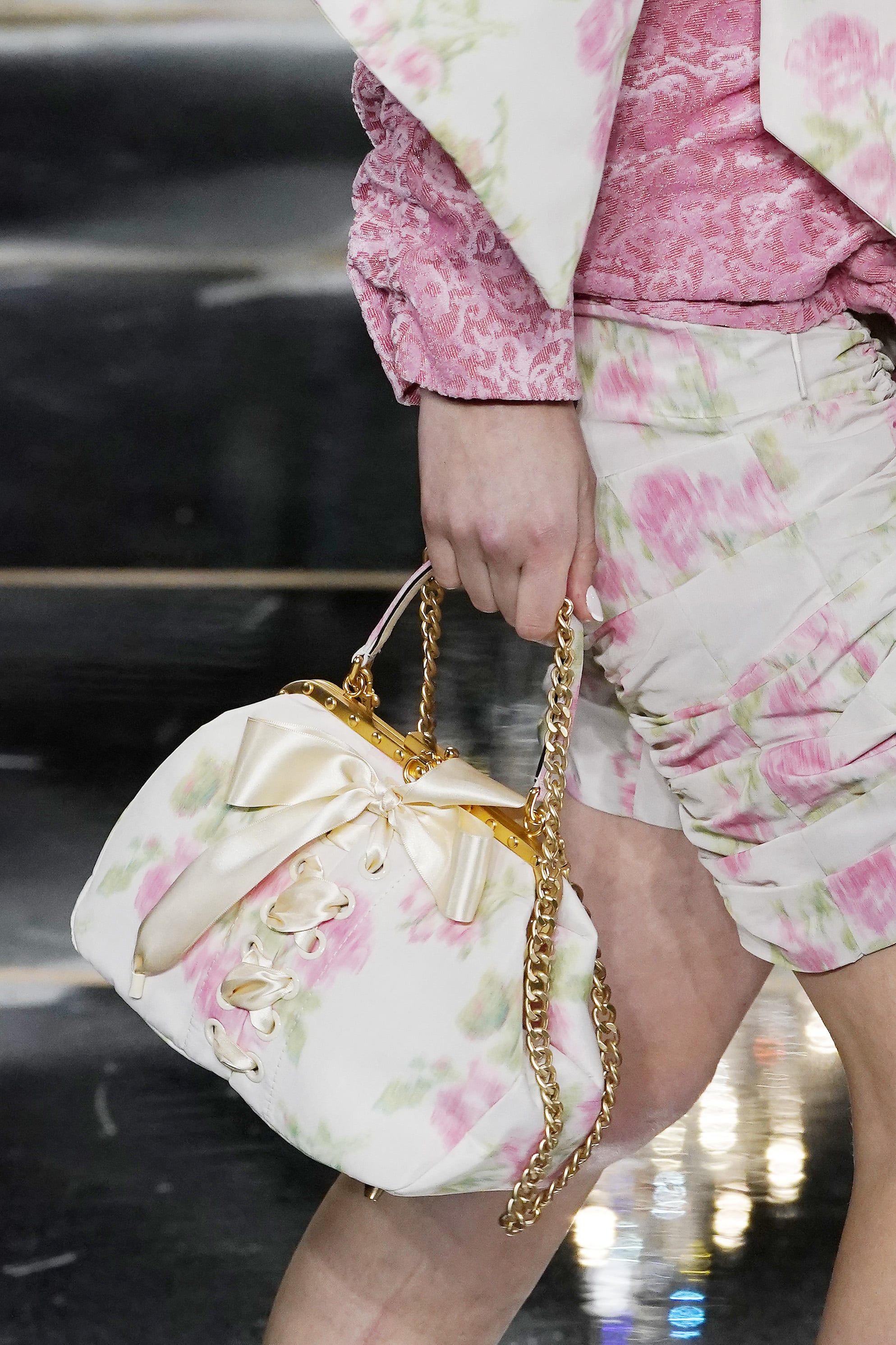 Moschino bags 2020 deals