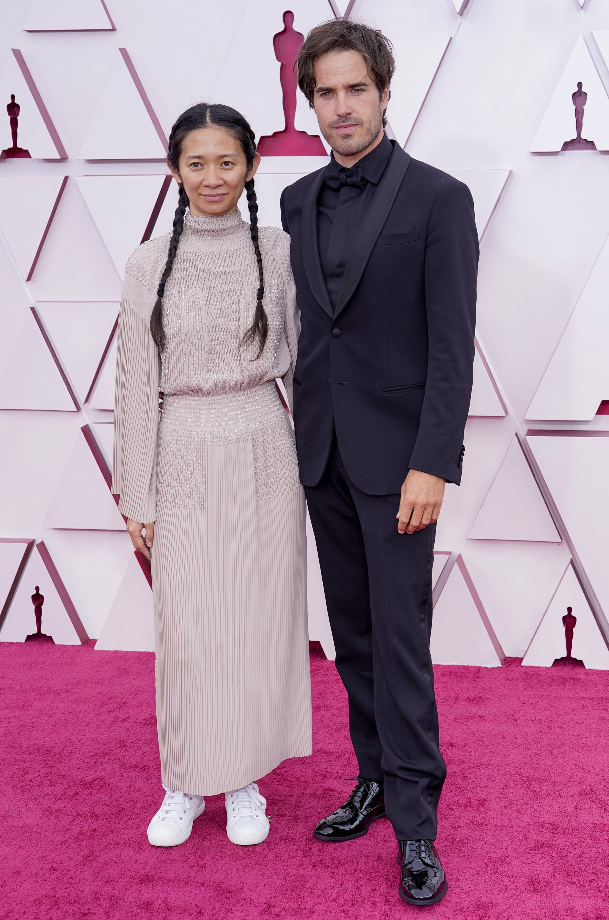 Chloe zhao dress oscars 2021 clearance