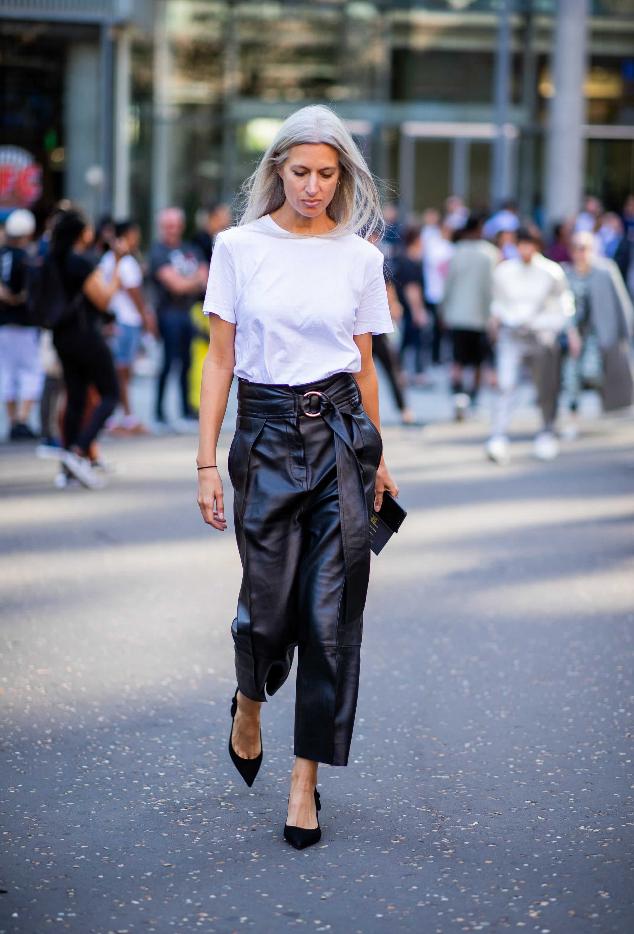 T-Shirt Outfits | POPSUGAR Fashion